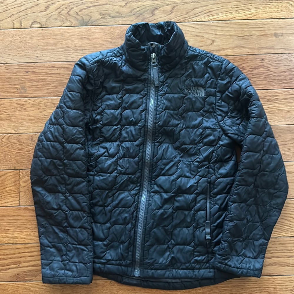 The North Face size Small 7/8 Black Thermoball